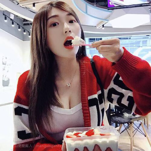 球员们在足球比赛中如何展现出团队合作的重要性?,足球团队合作的例子