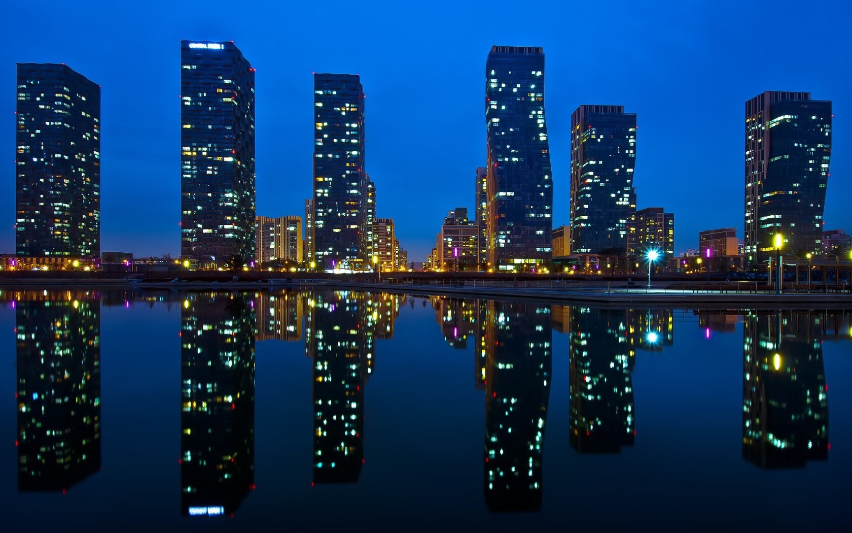 BSPORT APP-英超球队高位逼抢策略对对手传控效率的影响研究，英超高对抗