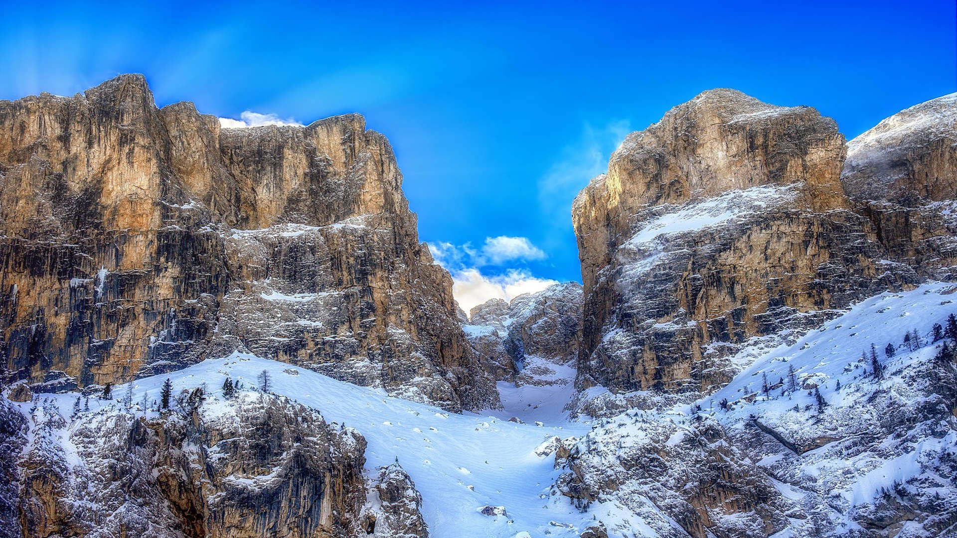 b体育入口-仰泳入水角度技术细节解析，仰泳手臂入水技术