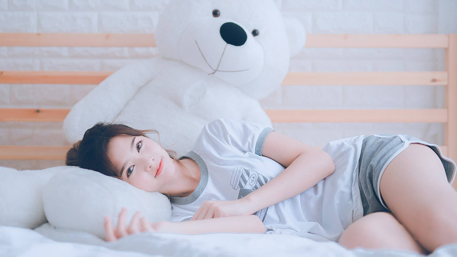 张伟丽拳击组合技压制对手，张伟丽的拳击