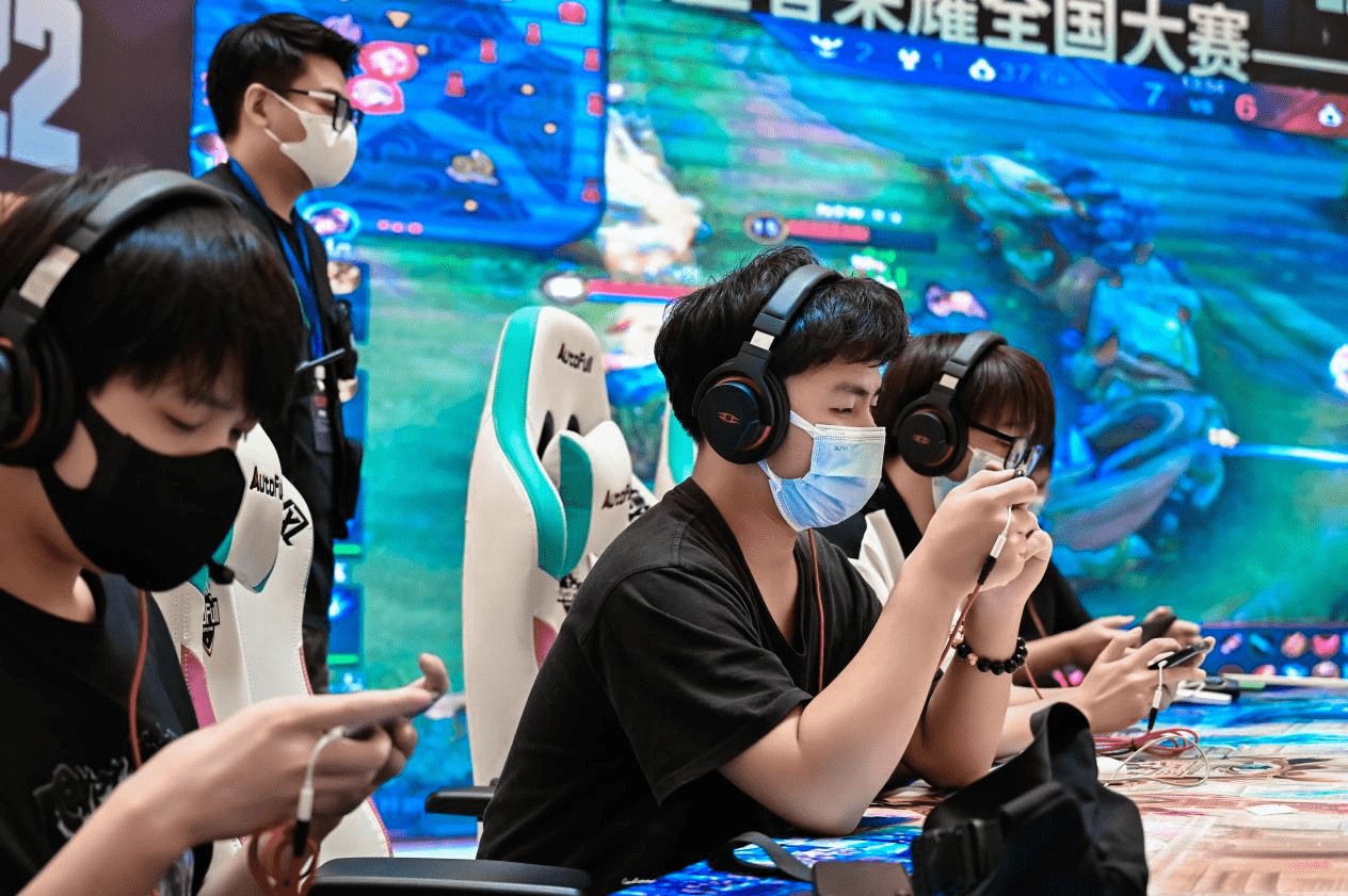 包含b体育下载:王者荣耀新赛季战术创新,战队在游戏中的表现和策略的词条 包含b体育下载:王者荣耀新赛季战术创新,战队在游戏中的表现和策略的词条