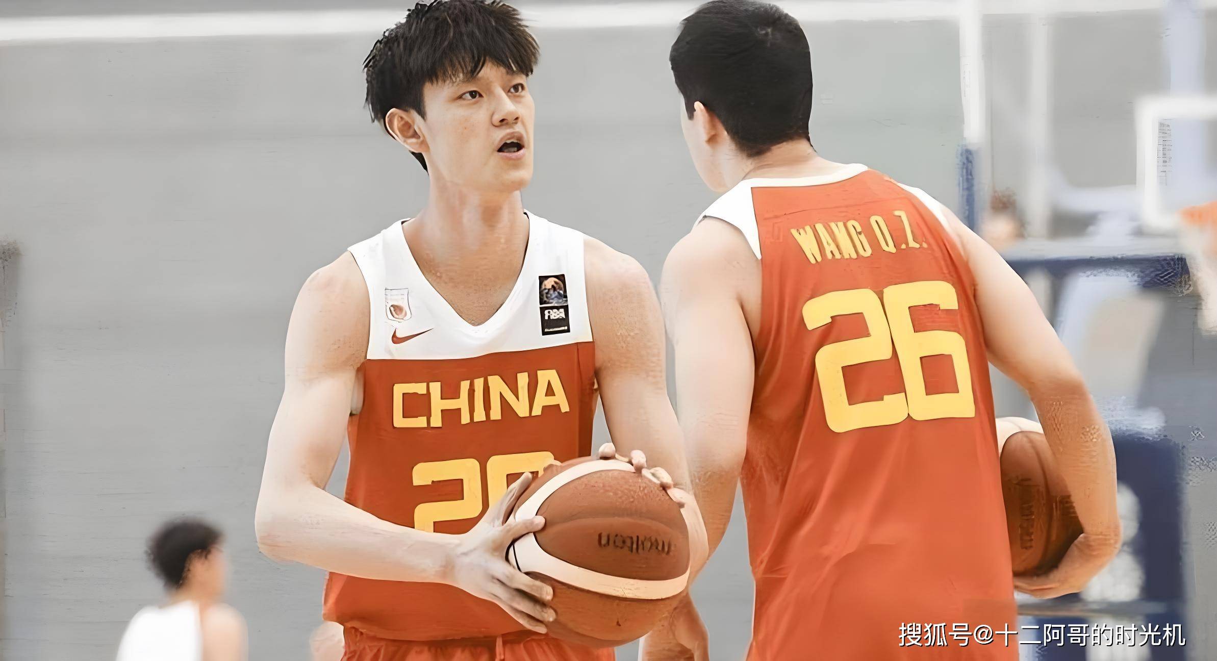 B体育平台:年轻球员戴伟浚的技术特点与未来发展潜力评估的简单介绍