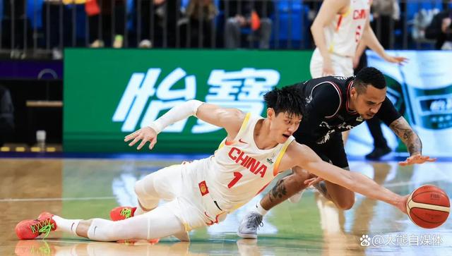 B体育官方网址：中国男篮历史上的经典胜利：回顾那些让我们热血沸腾的比赛的简单介绍