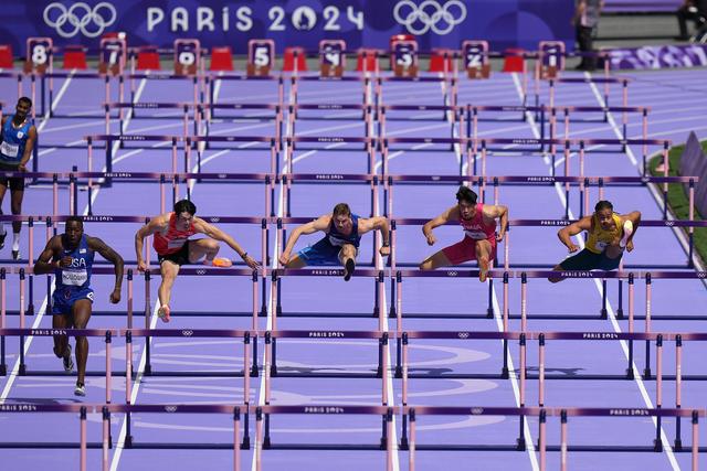 B体育:世界田径总决赛的传奇瞬间，回顾最强对决的简单介绍