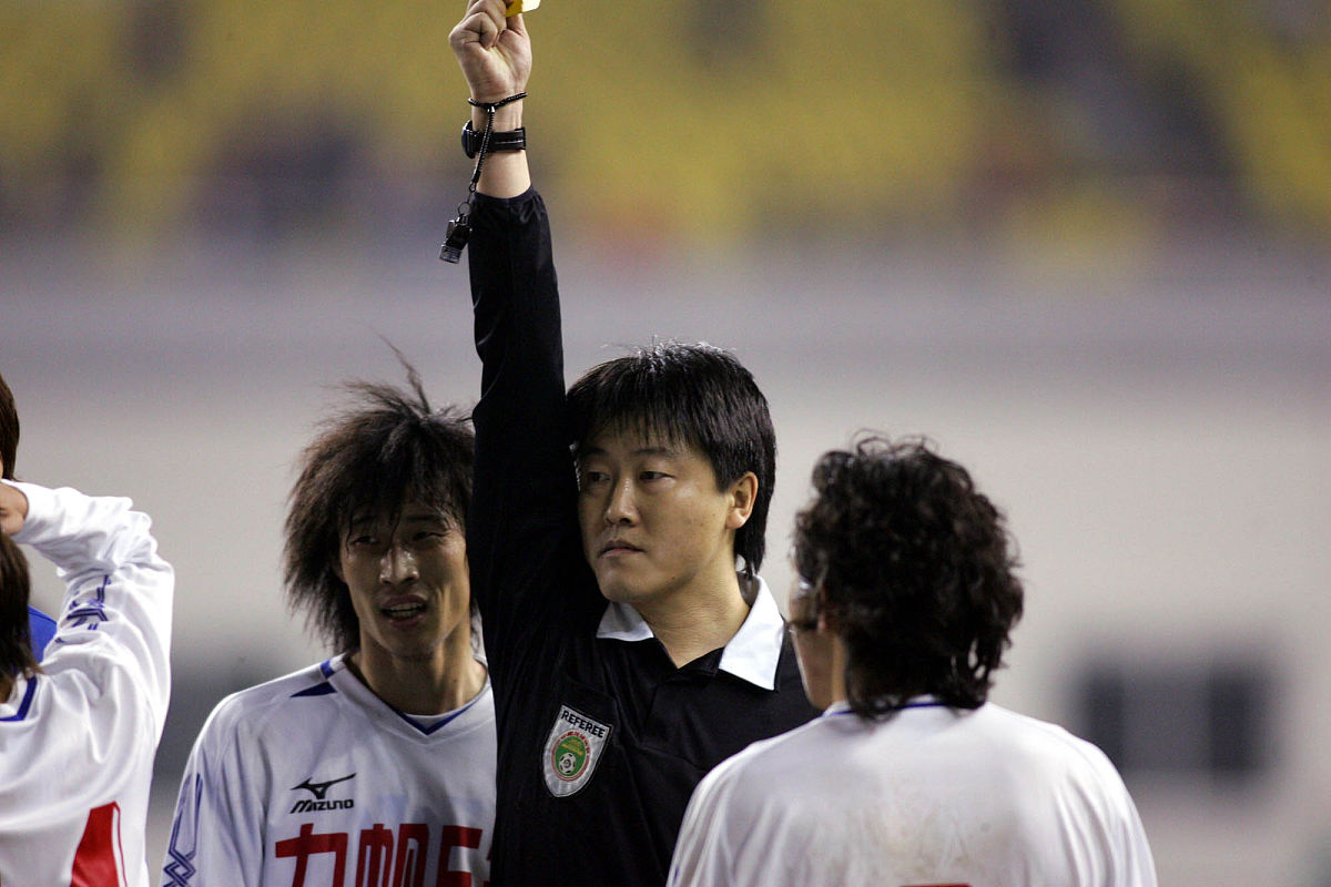 关于B体育平台:老将冯潇霆“重返国家队”，球迷：希望他能发挥经验，稳定后防！的信息