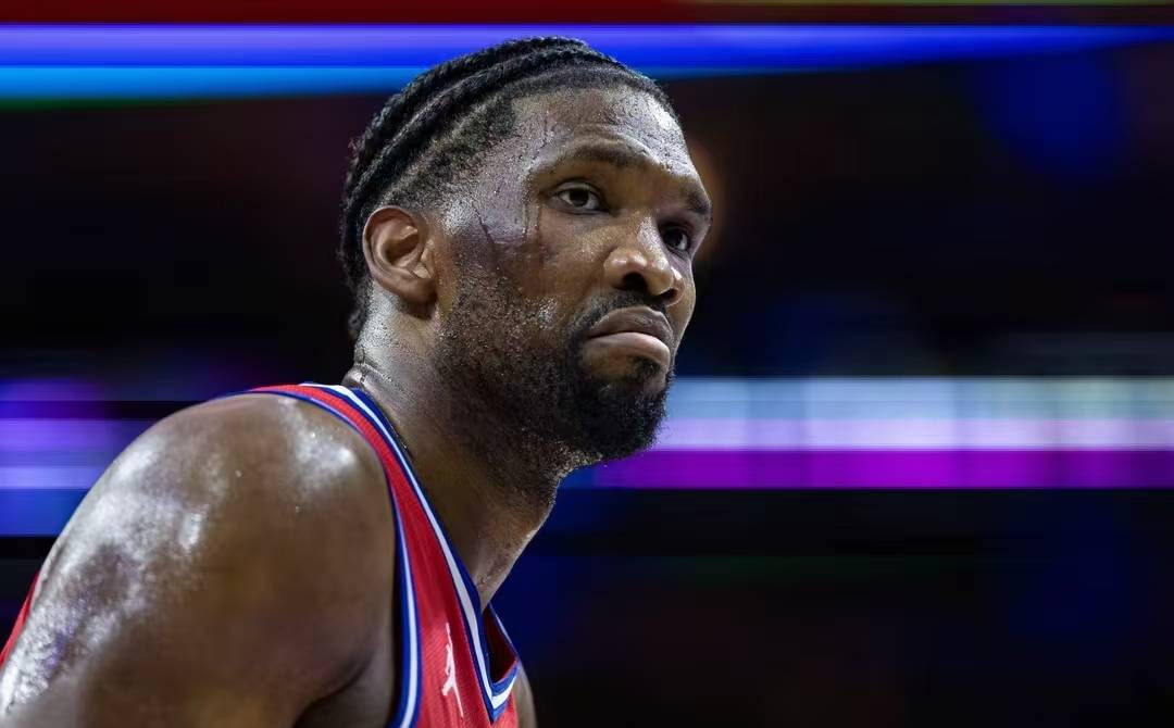 bsports体育：太阳队新赛季：尤班克斯表示将提升篮板球保护的简单介绍