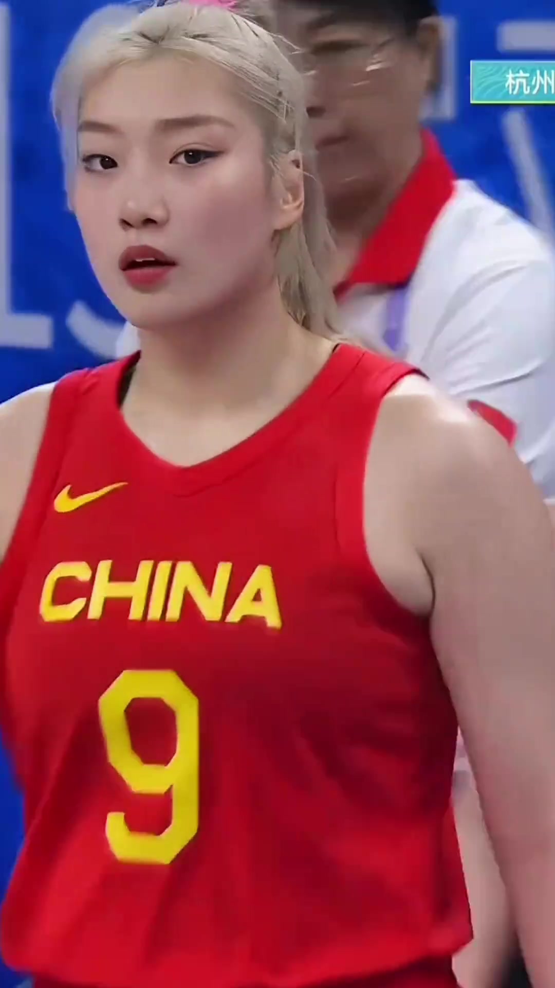 B体育官方网址:中国篮球运动员,退役后真的能顺利转型吗?的简单介绍 B体育官方网址:中国篮球运动员,退役后真的能顺利转型吗?的简单介绍